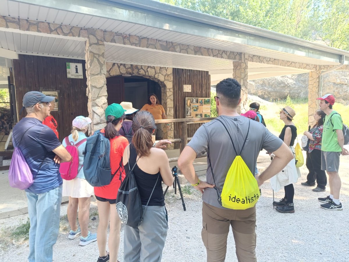 chd_duero's tweet photo. #Restauraríos2026 
#Rutas

🌿👟 Enhorabuena a todas las personas que se animaron a participar hoy en las rutas organizadas por la CHD

El paisaje fomenta el compañerismo y el Duero nos recuerda lo importante que es cuidarlo para disfrutarlo🚶🙌

#LAFuentona #Numancia #SomosDuero https://t.co/SaBG0ky3Yy