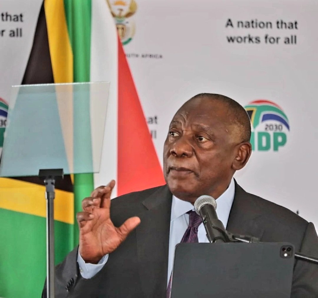 TheNewsDeskZA's tweet photo. President Cyril Ramaphosa says land restitution is restoring dignity and correcting historical injustice for communities dispossessed under apartheid-era laws. Read full story:https://t.co/5XKKzOaoCl
#LandRestitution #CyrilRamaphosa https://t.co/l6mPLOohqO