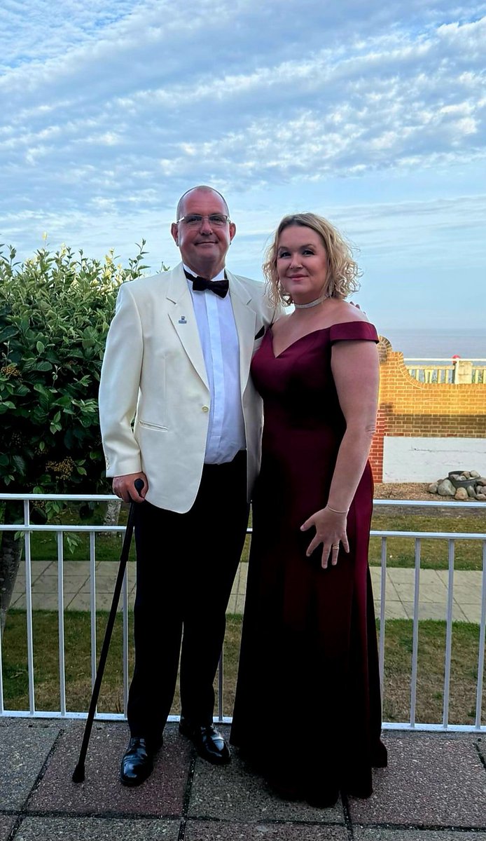 Streaky94's tweet photo. A Glitz &amp; Glamour evening. 💙🤍 https://t.co/UuzYW1Ndpi