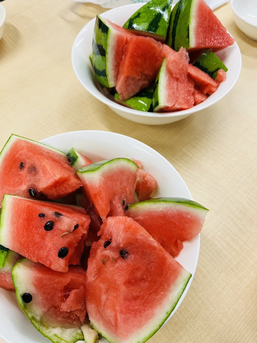 harumin0525's tweet photo. 今日、初のスイカ🍉
甘かった💕 https://t.co/ByrOPi8NQa