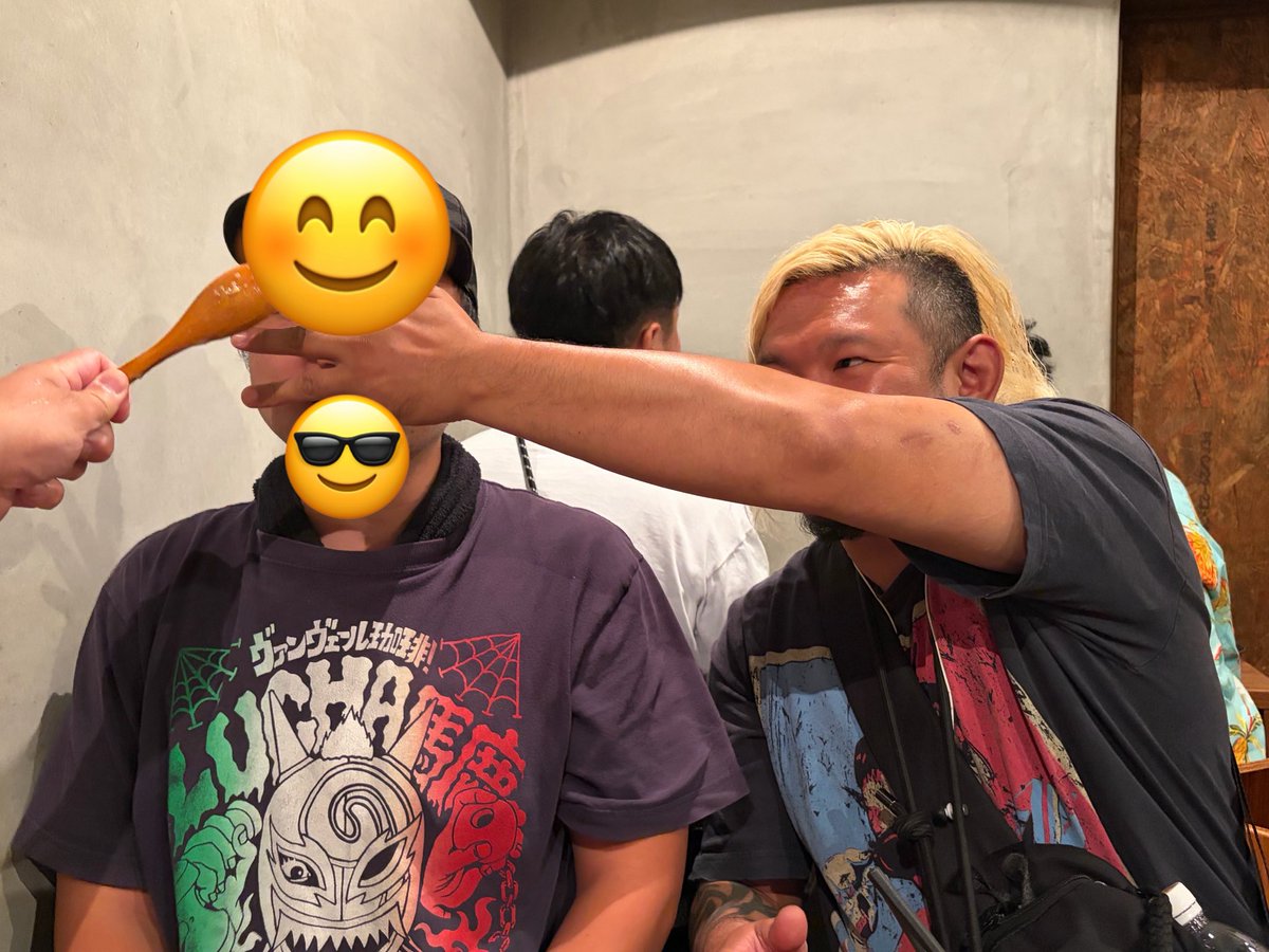 ReiyaIgarashi18's tweet photo. 熊本に無事到着して、
今宵はマンモスさん、神威さん、正岡さんとご一緒にらーめんを食べさせていただきました！

初熊本の自分に、熊本のらーめんの美味しさを教えてくれました！
とても美味しく、皆さんと楽しく食べました🍜
モンモスの件も無事にお伝えして、マンモスさんは和かにされておりました👹

#pw_freedoms