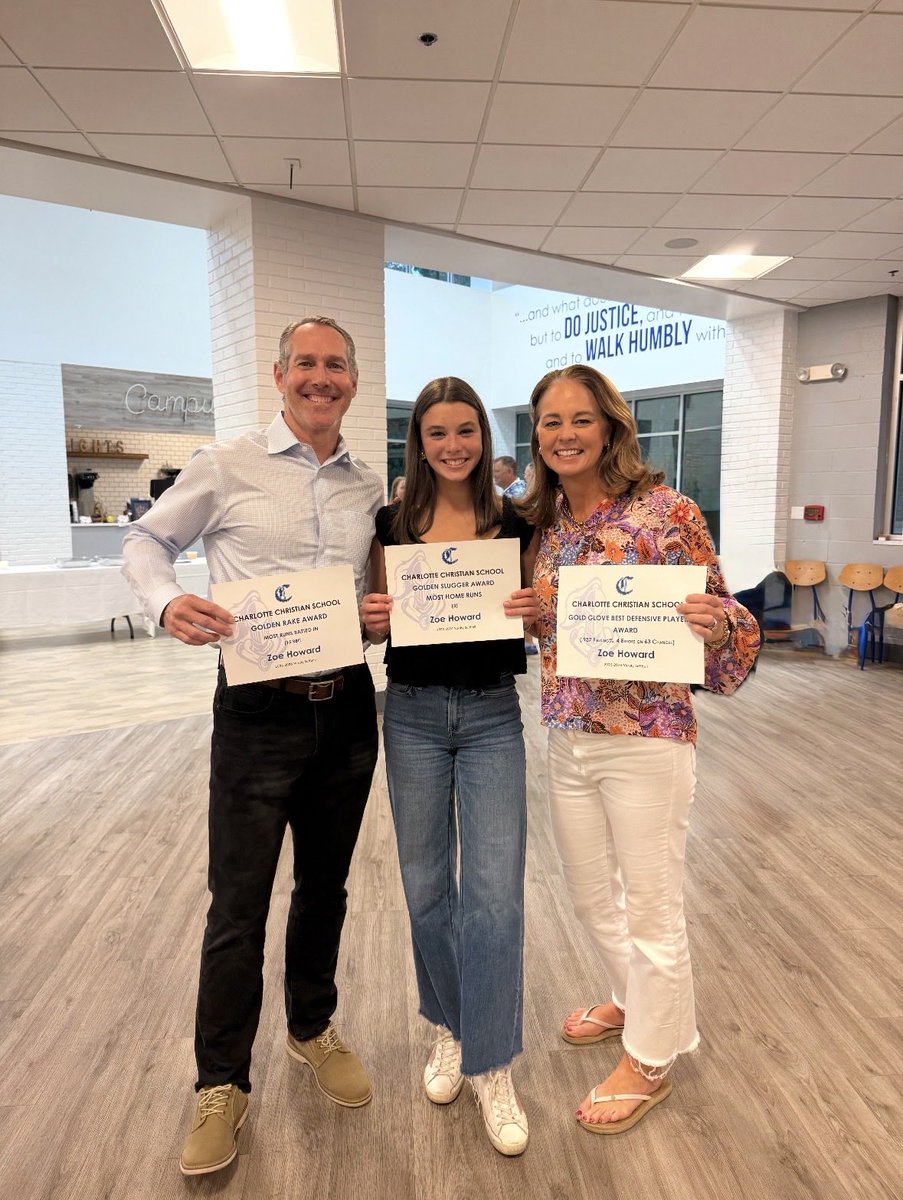 ZoeHoward04's tweet photo. Thank you to Coach Suhr and my parents for continuing to support me throughout my 9th grade school season!
Honored to have received 3 awards :
-  Golden Glove award (.937 fielding percentage)
- Golden Rake (most RBIs at 19)
- Golden Slugger (3 HR) https://t.co/iAMOBpebIu