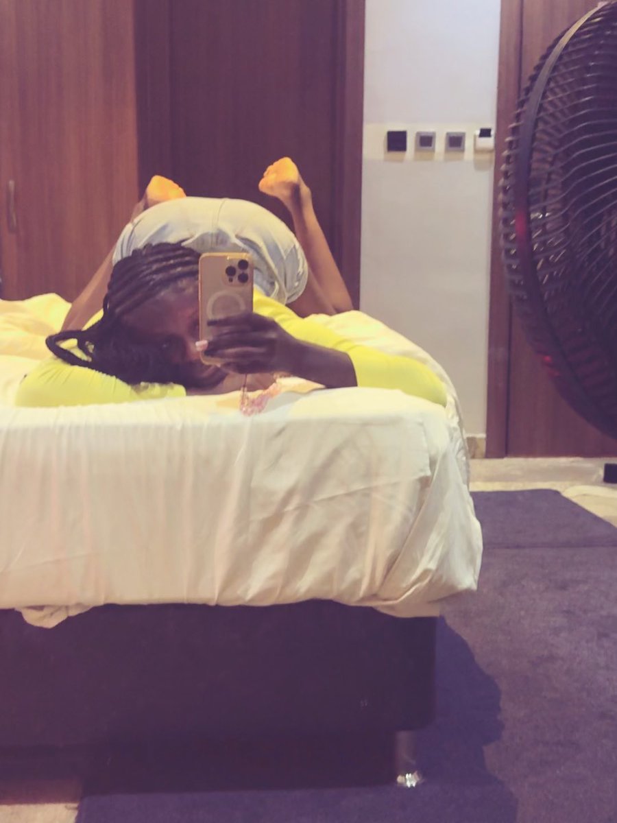 obaby2004's tweet photo. Last Saturday of the month 🌸🥰😘 https://t.co/OlYIDVo2XF