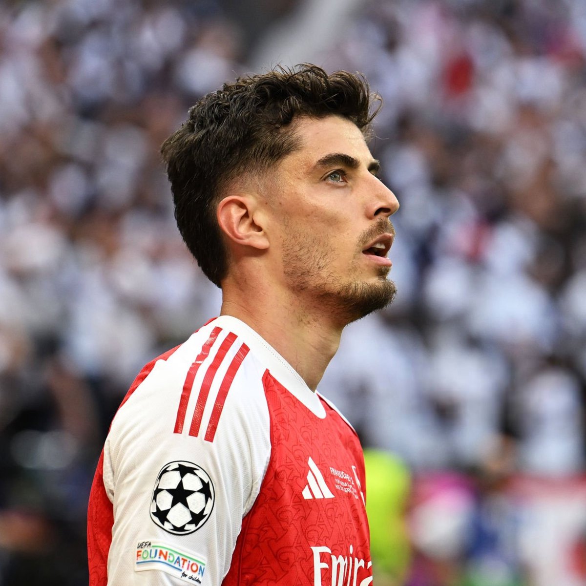 centregoals's tweet photo. 🚨🚨| Only THREE players have scored in a Champions League final with two different teams:

→ Kai Havertz (Chelsea, Arsenal)
→ Cristiano Ronaldo (Man Utd, Real Madrid)
→ Mario Mandzukic (Juventus, Bayern Munich) https://t.co/4LXPXQEroI
