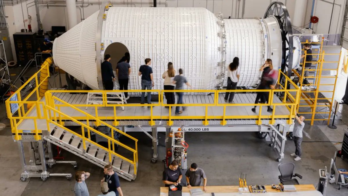 ImMoosking's tweet photo. @PGP_NEWS @BladeoftheS Being built already. Also what does Elon have to do with anything? https://t.co/6HvaE5W9QJ