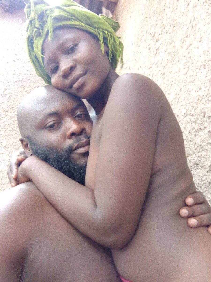 Numbersuganda's tweet photo. Kino kyekiloto kyabuli mukyala kumulaga mukwano 😀😀nokumupositingako Nga muli babili 🫂🤞🤣🤣🤣😆😆 https://t.co/3e18yOGxsb