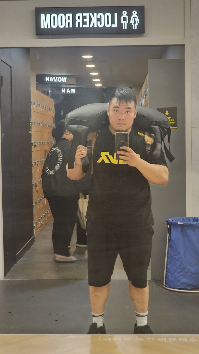 NOSDAON's tweet photo. 金土日は、道場に住み込みで練習。
最近は、ブルガリアンバックを用いたトレーニングをしています。
平日はフィットネスジムで、金土日は道場。
実家の近くに、また新たな環境が作られるそうで、感謝しきれません。
頑張ろう❗

@BB_NARU2000
@PWSKOREA

#pws #하다온 #ハダオン https://t.co/6LRgHyrr3o