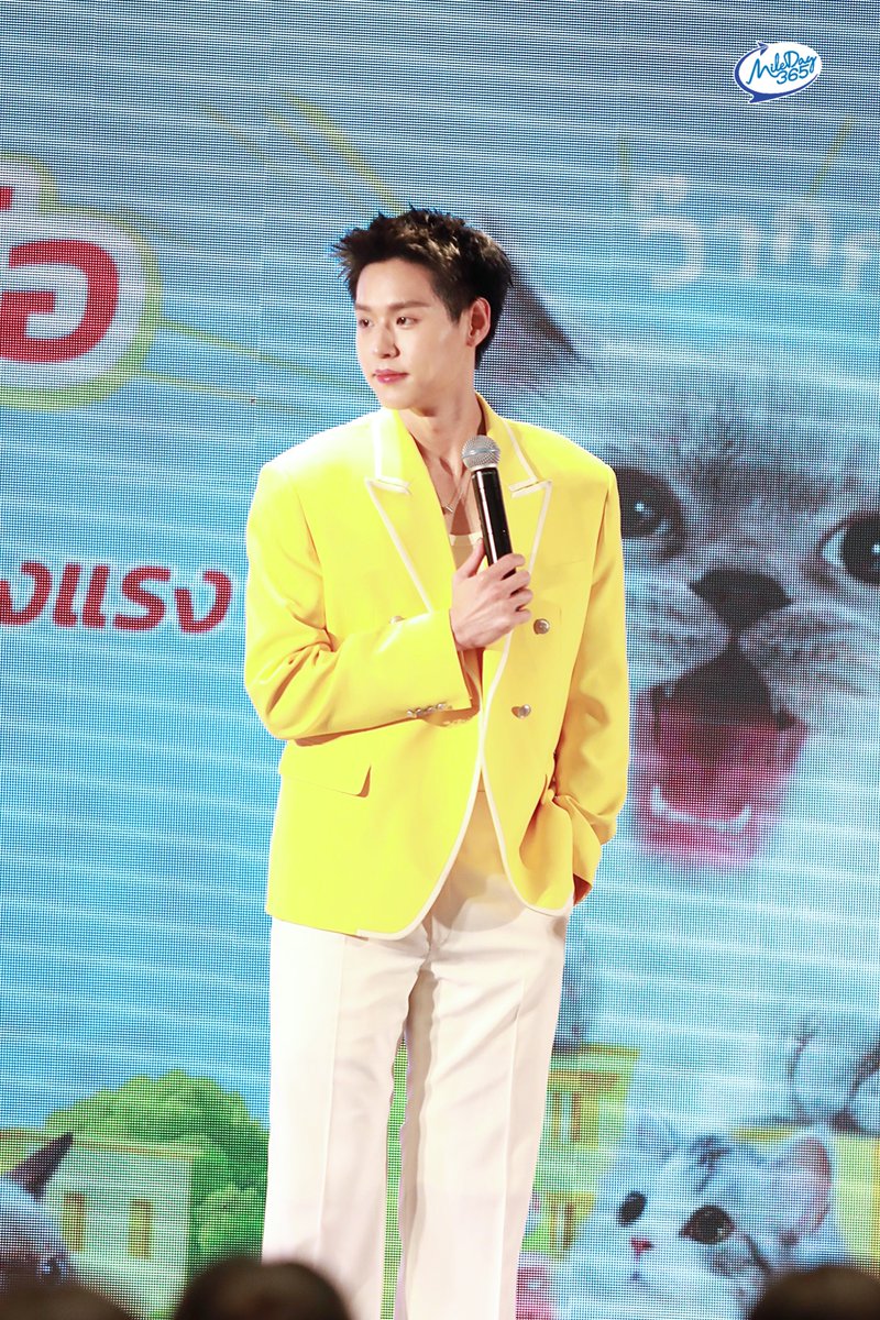 mileday365's tweet photo. ✨บิวกิ้น พุฒิพงศ์ พรีเซนเตอร์สุดหล่อ ในงาน “Me-O x Billkin Purrfect Day 2026” 

Me-O x BillKin AT ICONSIAM
#MeOxBillkin #MeOxBillkinPurrfectDay2026 
#Bbillkin #บิวกิ้น #มีแมวต้องมีโอ https://t.co/T2m5VxldtY