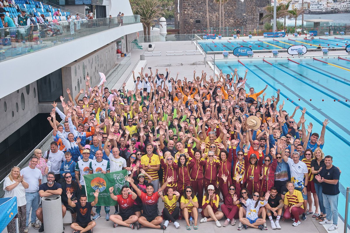 DXTenerife's tweet photo. 📸 Segunda jornada del Campeonato Regional Open Máster de Verano #natación en el Centro de Deportes Acuáticos de Tenerife #CDAT en el que se han dado cita 400 nadadores y nadadoras de 26 clubes https://t.co/LFbw7Nu0yA