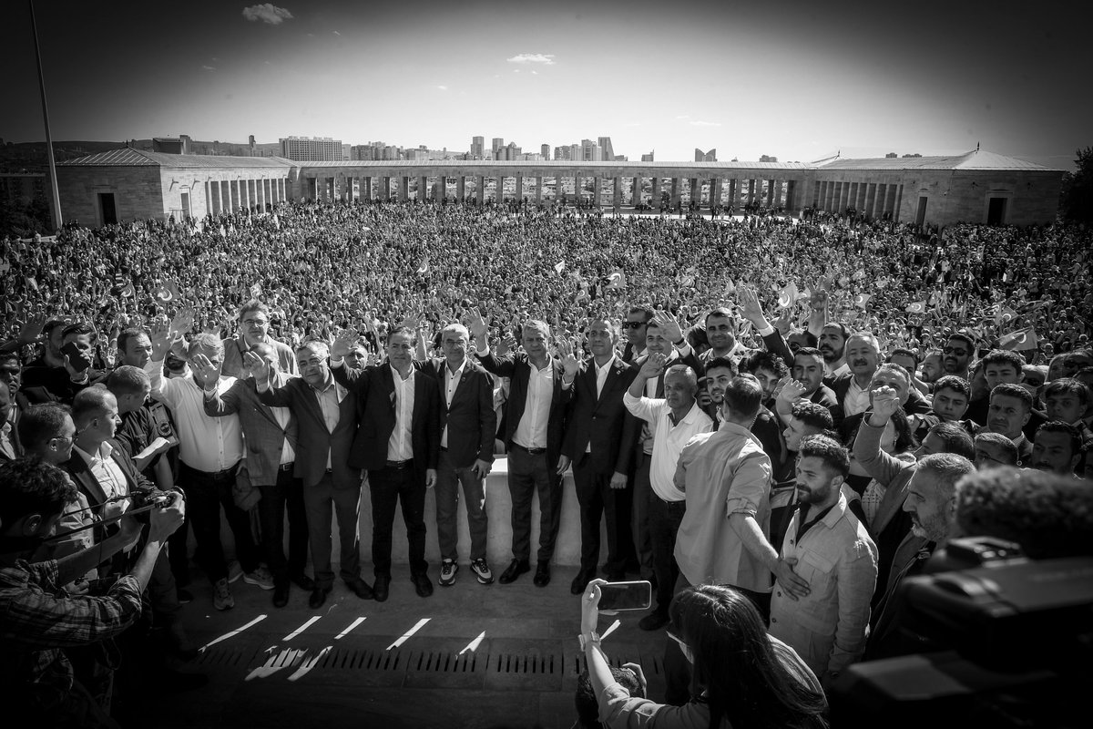 Doğuşan Özer tweet media