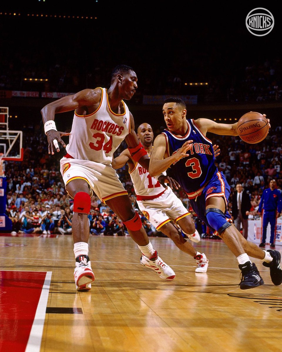 NEW YORK KNICKS tweet media