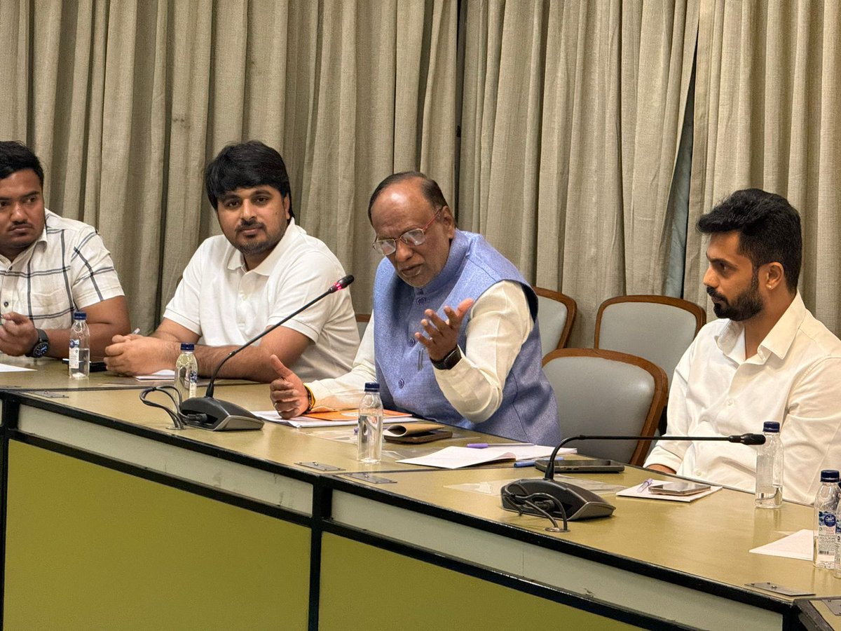 drlaxmanbjp's tweet photo. As Bharat marks the completion of 12 transformative years under the visionary leadership of Hon’ble Prime Minister, Shri @narendramodi Ji, interacted with intellectuals in New Delhi. https://t.co/AFOYFfWc5j