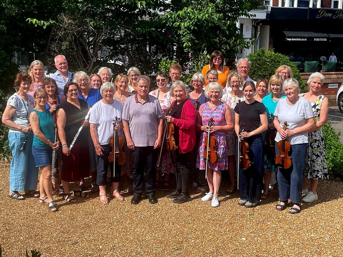 EastbourneSymph's tweet photo. Here we are enjoying a moment in the sunshine during our first rehearsal for our Summer concert. Do come along to what promises to be a wonderful concert. Check out our website for more info and tickets https://t.co/8CuC0CH2hm https://t.co/gtUwiLxFbQ