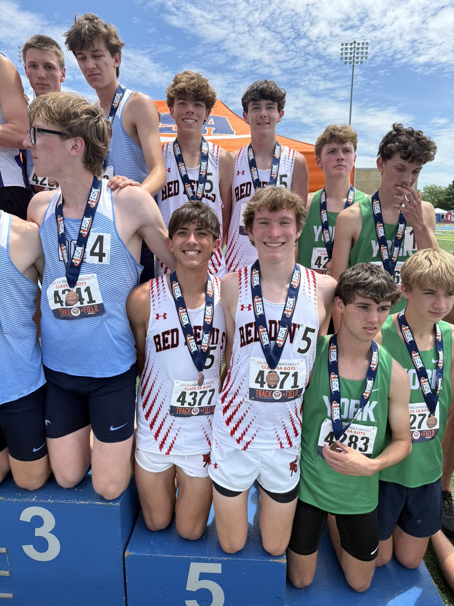 RedDevilsAD's tweet photo. 4x800 finishes 5th in the state. Nice job Noah, Johnny, Logan and Mark. https://t.co/rCjidGXbbg
