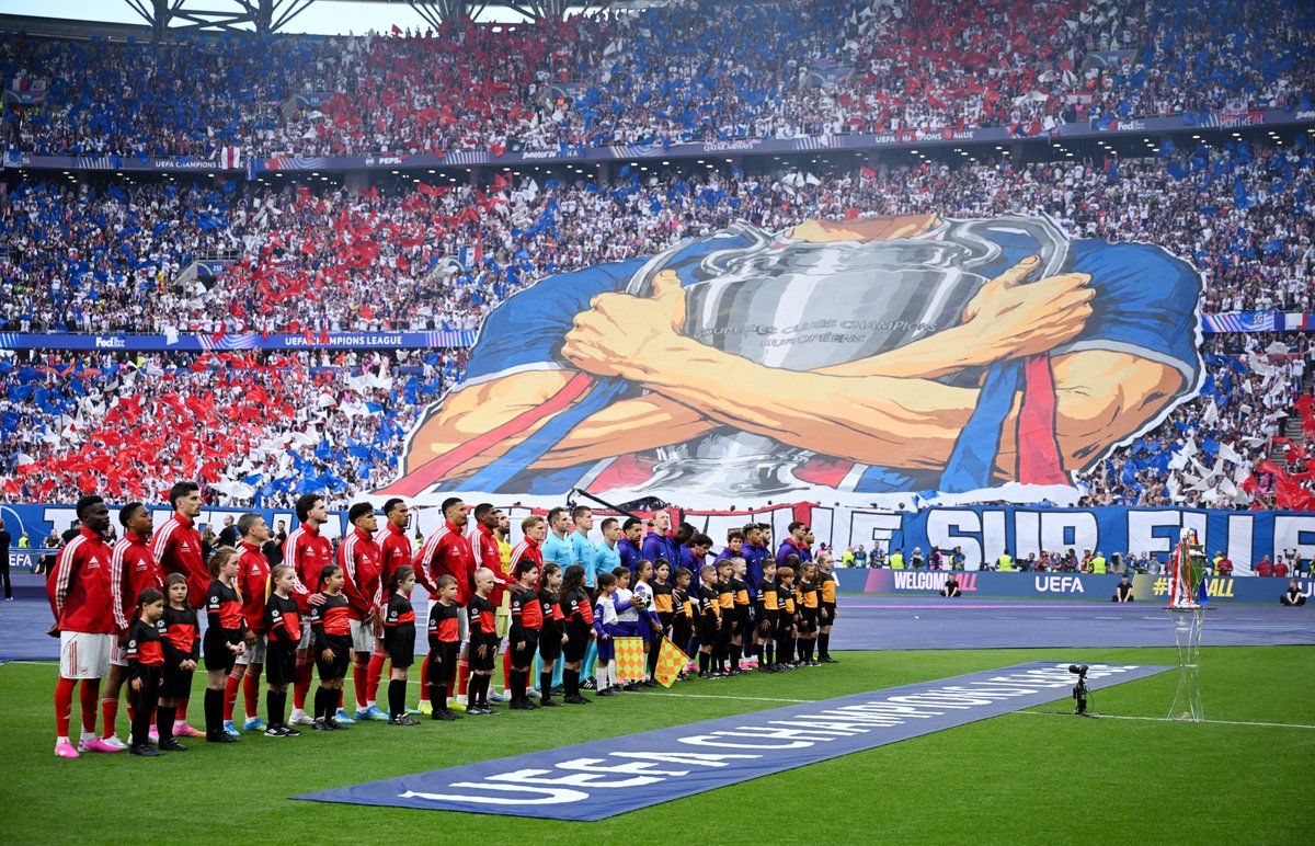 UEFA_Foundation's tweet photo. ✨ An experience our little champions will never forget!

😍 What a moment to see them walk out alongside the players at the #UCLfinal.

#EveryChildIsAChampion https://t.co/njNsUXf0vL