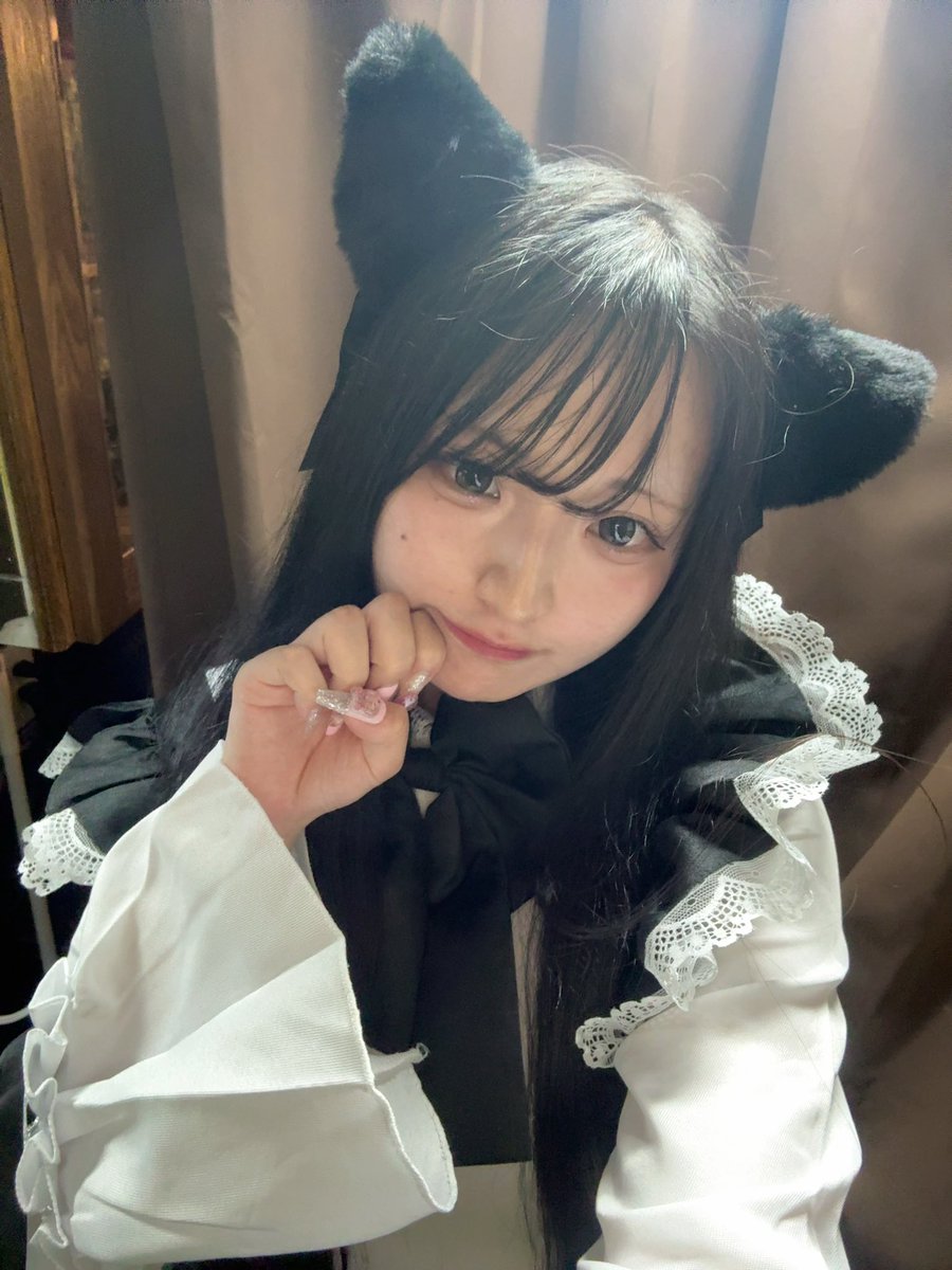 にこ tweet media