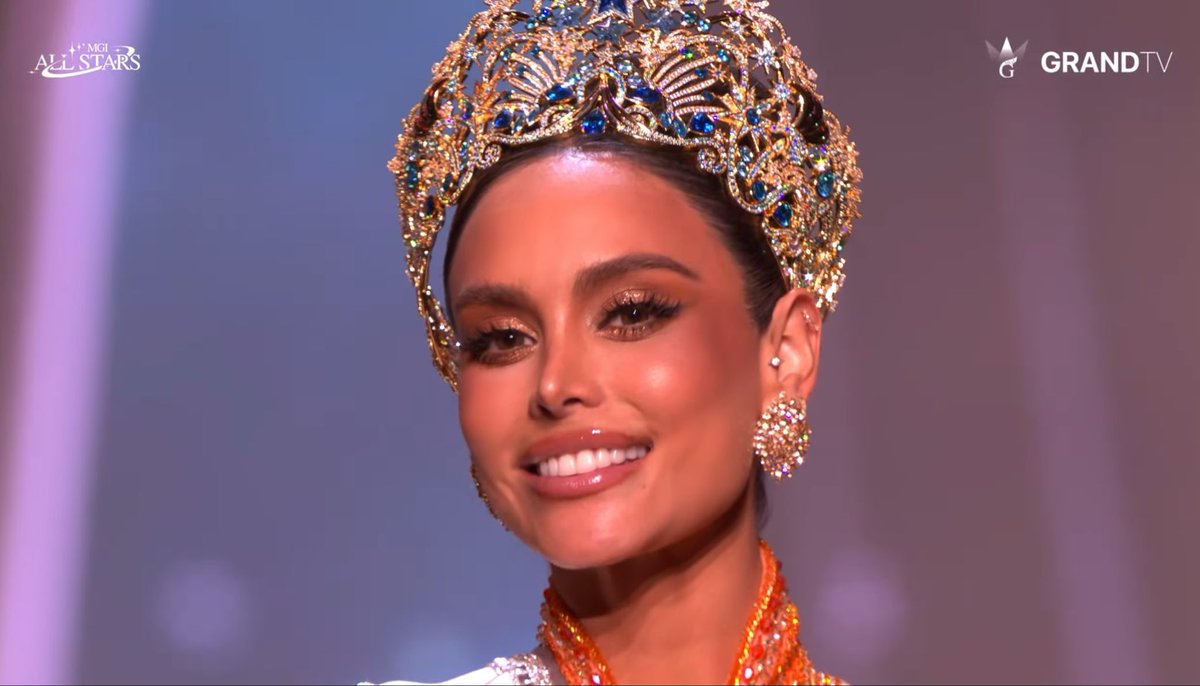 feliperamiirez's tweet photo. Que orgullo ver a Vanessa con esa corona, “estamos liderando escenario a nivel mundial”.

🇨🇴✨La primera Miss Grand All Stars de la historia es de COLOMBIA✨ 🇨🇴  #MGIAllStars https://t.co/gADWbgxli6