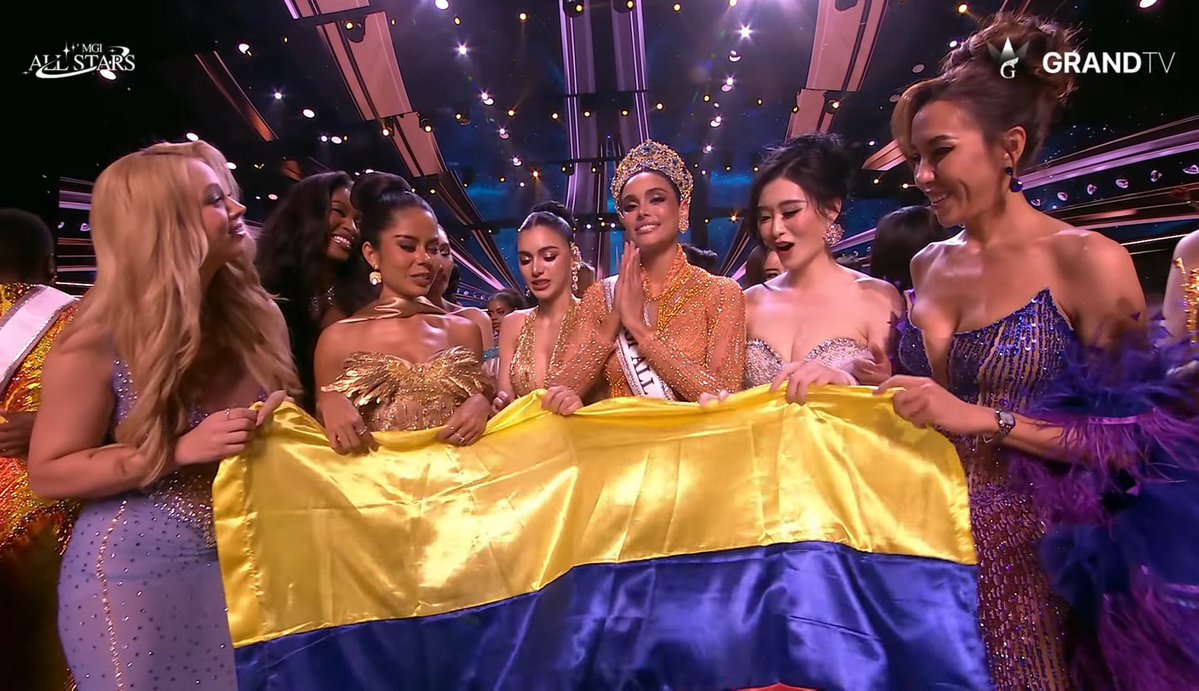 feliperamiirez's tweet photo. Que orgullo ver a Vanessa con esa corona, “estamos liderando escenario a nivel mundial”.

🇨🇴✨La primera Miss Grand All Stars de la historia es de COLOMBIA✨ 🇨🇴  #MGIAllStars https://t.co/gADWbgxli6