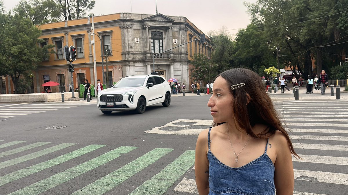 divisioner__'s tweet photo. dos chicos q caminaron 2 hrs para probar unos tacos de la guía Michelin q no fueron lo q esperaban, te amo https://t.co/iSGh5EJFbw