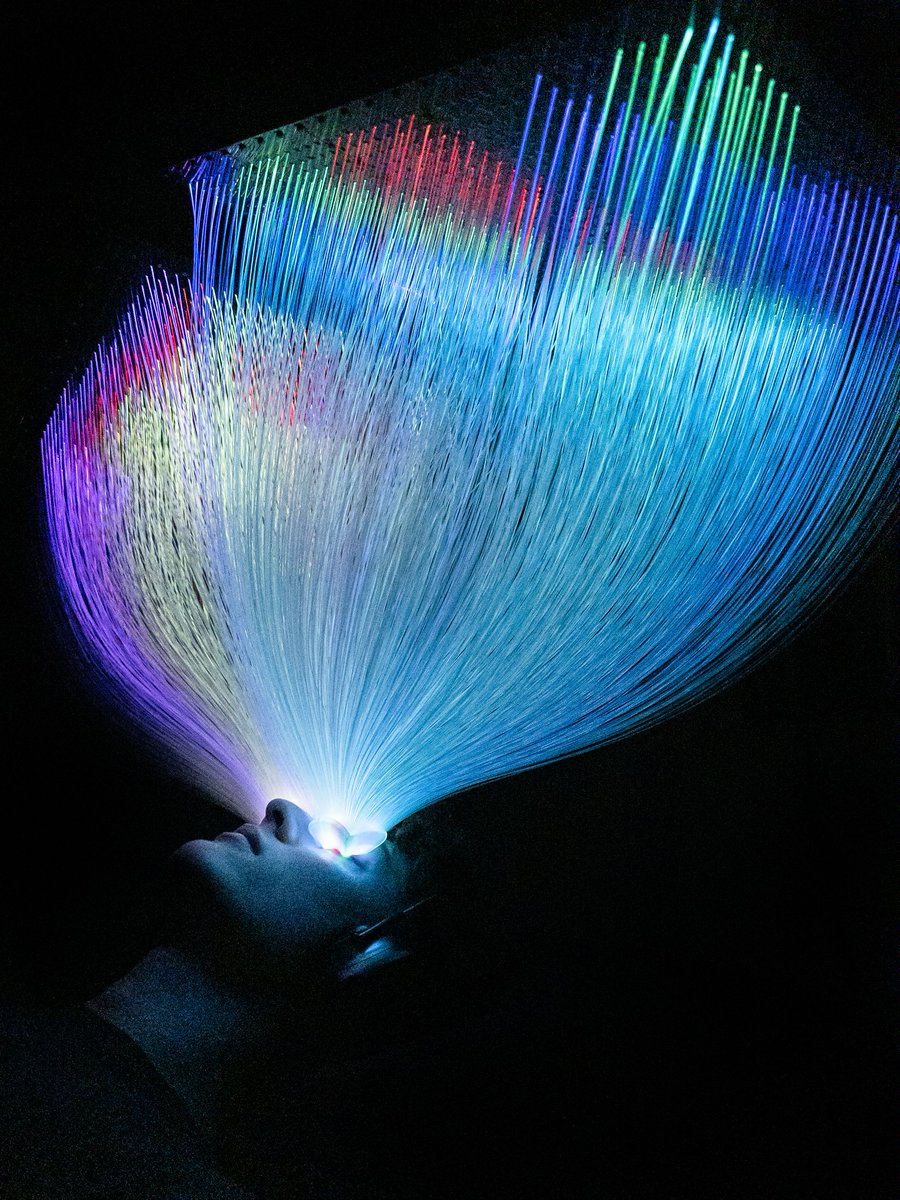goki_muramoto's tweet photo. Projecting video onto a closed eye by connecting the pixels of the display to the eyelid with optical fibers.

Imagraph (2022-)

@nguyenwahed  @w_a_n_art https://t.co/nrlOvqvu2l