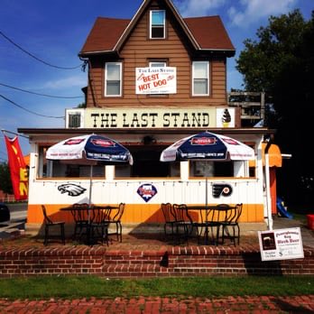 RootsDelco's tweet photo. Sometimes you just miss the good ole days and get a craving for something that used to be around.  This place was great!!  The Last Stand in Holmes.  #Delco https://t.co/Zw5B7EGvjM