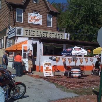 RootsDelco's tweet photo. Sometimes you just miss the good ole days and get a craving for something that used to be around.  This place was great!!  The Last Stand in Holmes.  #Delco https://t.co/Zw5B7EGvjM