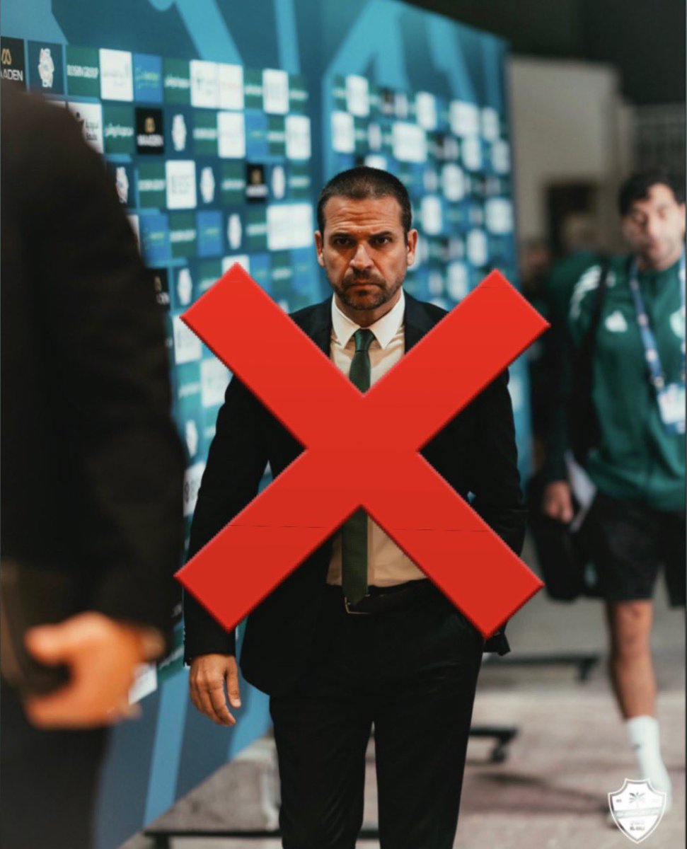 Ahliiff's tweet photo. #RuiPedroOut 

A failed sports manager who's only good at empty talk and manipulating the public. He works only for the salary, showing no effort or dedication. https://t.co/Na4flIhubz