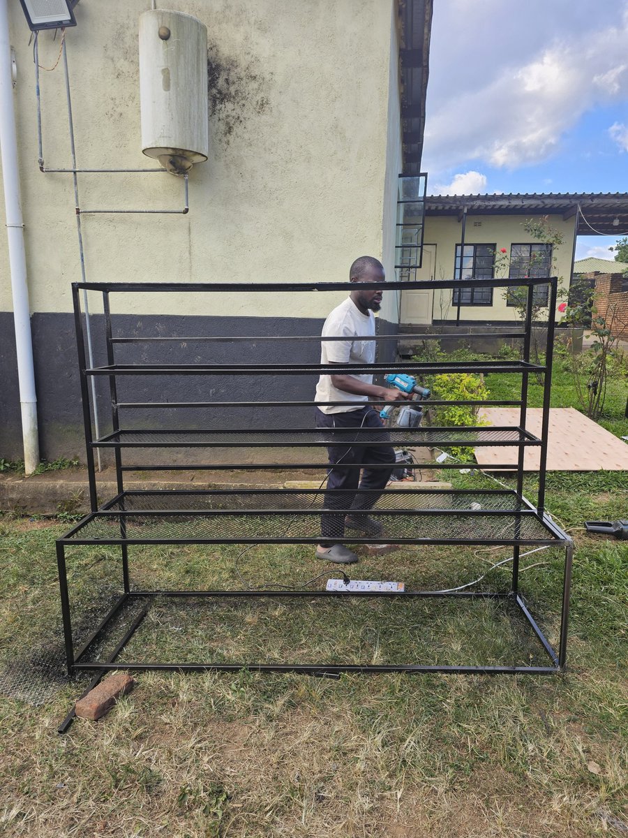 jali_isaac's tweet photo. Ramnant 

DIY's https://t.co/15PCNWaTJm