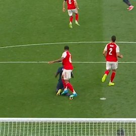 PolymarketSport's tweet photo. 🚨TRENDING: Footage of Gabriel stepping on Nuno Mendes' ankle in the penalty box has gone viral...

Should this be a foul?
