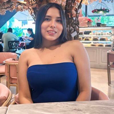 Alicia en el pais del sagrado corazón tweet media