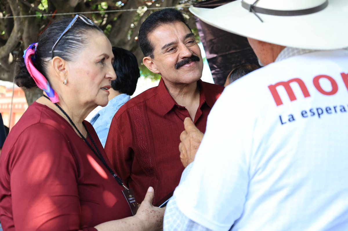 DrCarlosLomeli's tweet photo. Instalamos el Consejo Municipal en Defensa de la Transformación en Ocotlán.

Siempre es un gusto volver a recorrer Jalisco y reencontrarnos con tantas amigas y amigos comprometidos con la organización del pueblo y la construcción de un país más justo y con bienestar para todas y todos.

Con unidad, trabajo en territorio y cercanía con la gente, seguimos fortaleciendo nuestro movimiento.