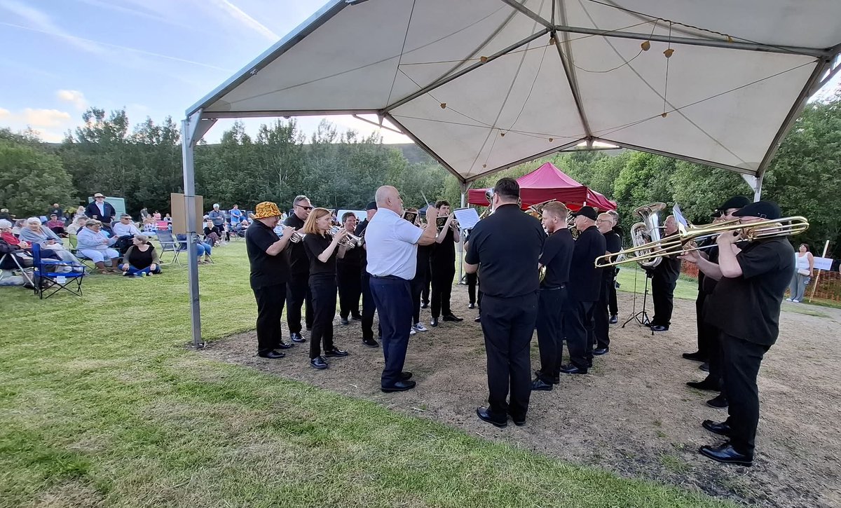 BuckleyBand's tweet photo. 🏆We are thrilled to be section Winners at #Uppermill 🏆
And also 3rd place at #Diggle to top off an unforgettable night 🥉
Thank you to our MD Keith Jones for creating another winning performance. Pure #Whit Friday Marches magic. 🎶🎺 🏴󠁧󠁢󠁷󠁬󠁳󠁿 #whitfriday #whitfriday2026 #brassband https://t.co/Hk88tzTgKp
