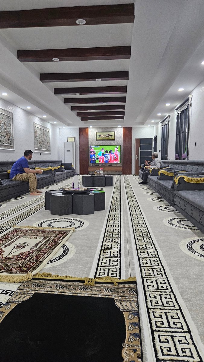 koolfayfir's tweet photo. Ölmeden önce yapılacaklar listesinden bir madde daha eksildi...Köyde aşiret ağasının evinde kaçak çay eşliğinde Şampiyonlar Ligi finalini izle✅️ https://t.co/GxVs6eUUtC