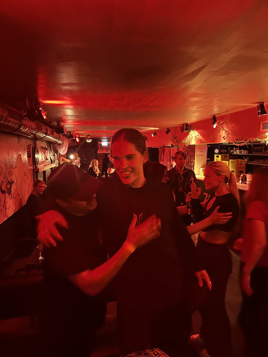 Beast_Jane_'s tweet photo. How cool is it to buy Magnetude merch directly from Magnetude? ๐
Last weekend in Vienna was a special one ๐ค
Big thanks to everyone who came and to Reverse who made us feel so welcome ๐ซถ
#dnbfamily #neurofunk #vienna #evolutionchamber #djlife https://t.co/N39WBBa67j