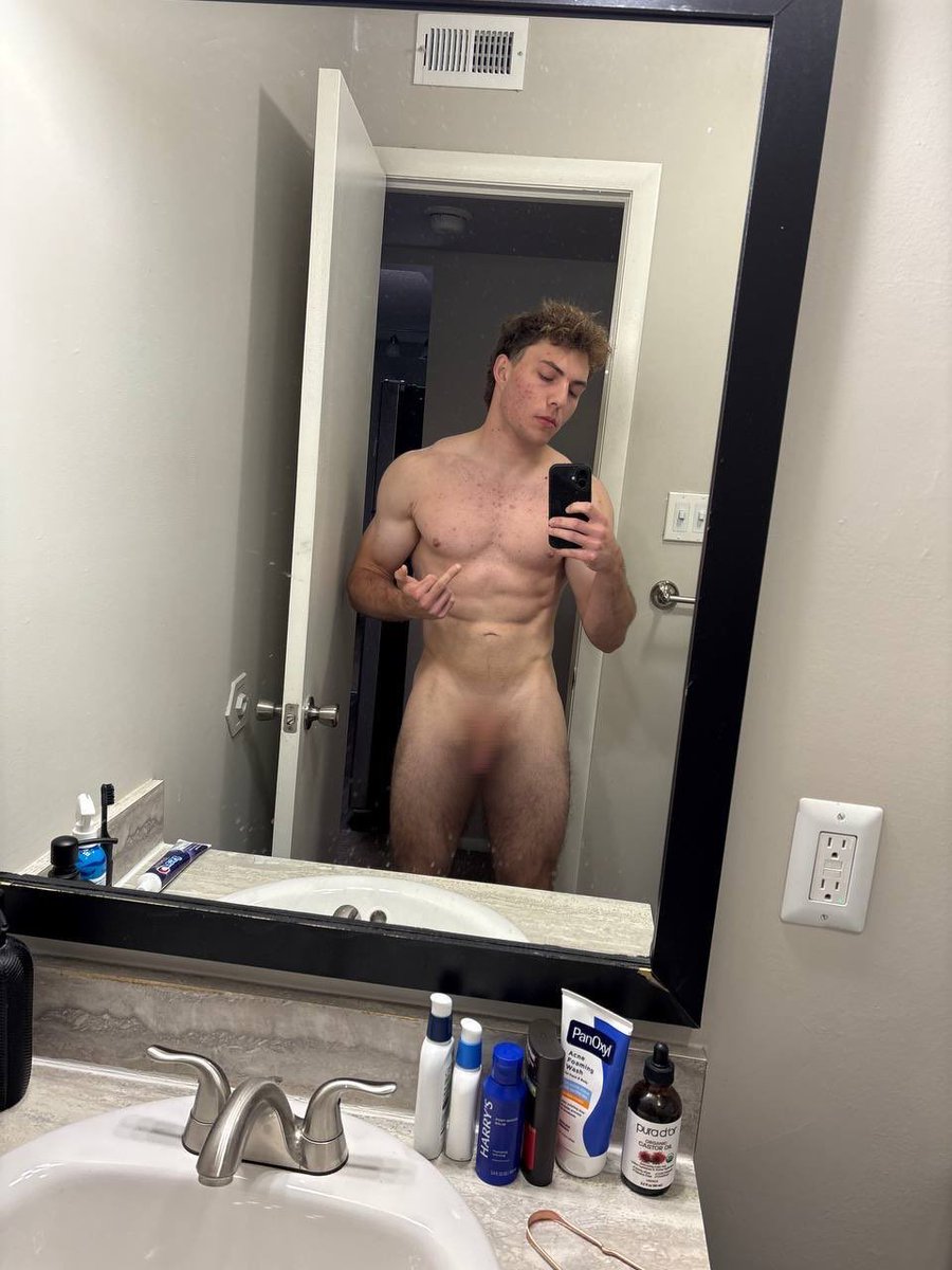masterjett2's tweet photo. I have a strong feeling that it’s gonna be a good weekend. Make that come true. https://t.co/UX7hzOo00R