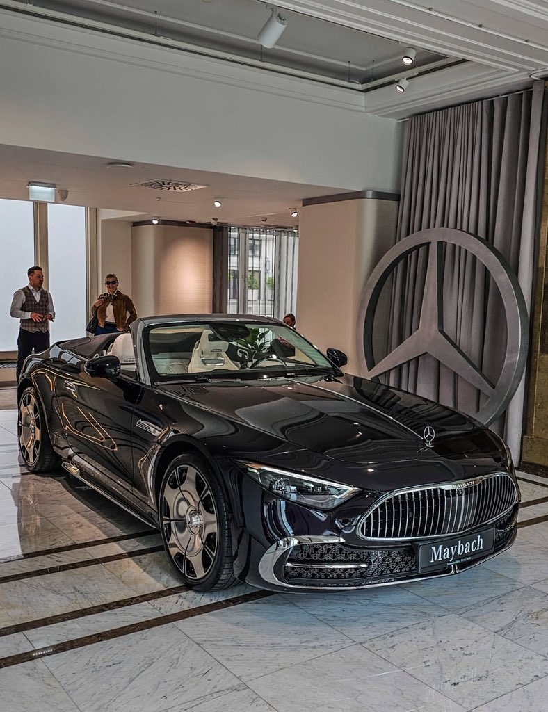 proxy63s's tweet photo. Luxury or nothing https://t.co/iyuFKsSKU8
