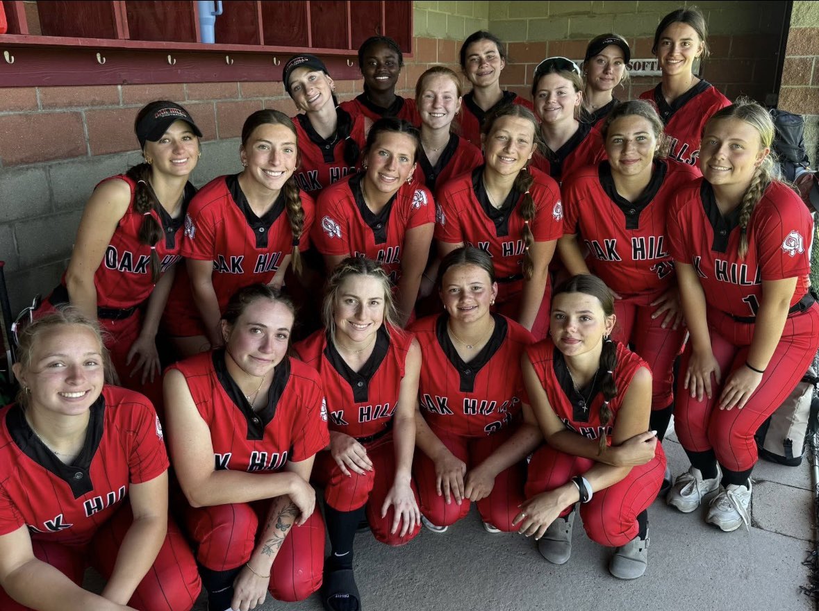 ELacock419's tweet photo. After 4.5 hours and an 18 inning semi-regional game, we came up short with the score being 5-4. I’m so proud of this team!!! @OhioLasersBlue @OakHillsSB @CoachJackieSB https://t.co/bLWfFEFcAs