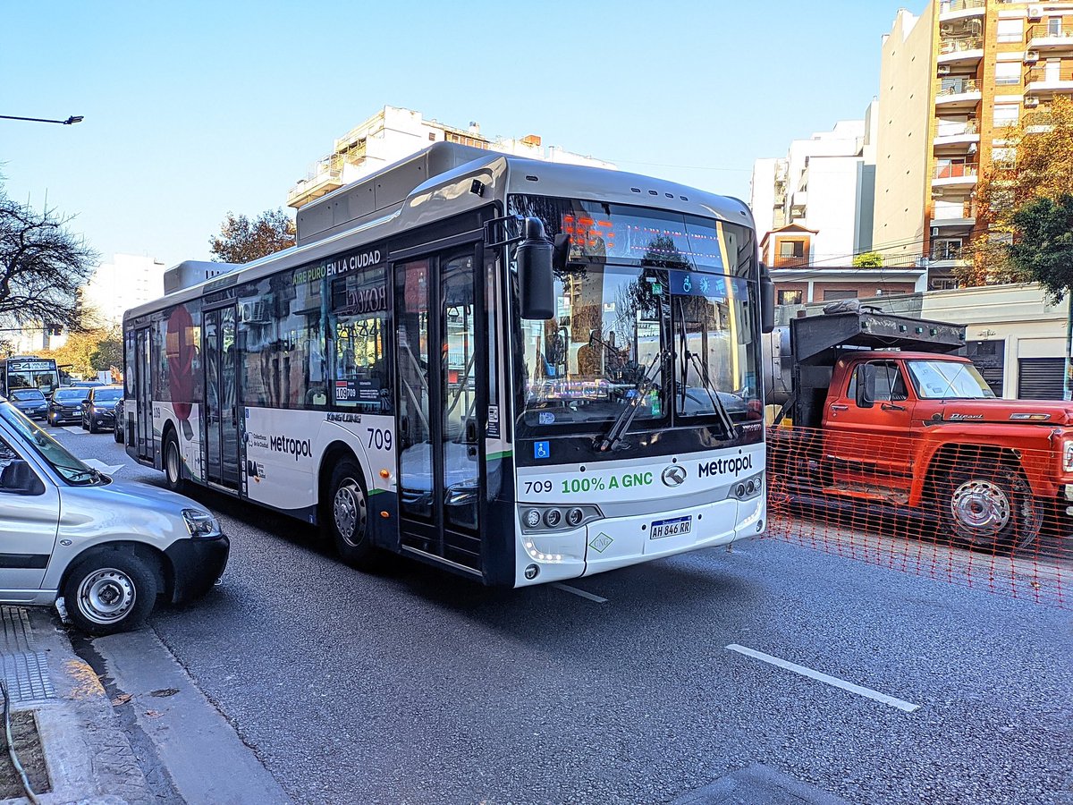 TalleresAj's tweet photo. #Linea109 Interno 709
@CiudadDeBondis @bairesbondis @BondisATR #AportesCDB https://t.co/Y2Lp815Hda