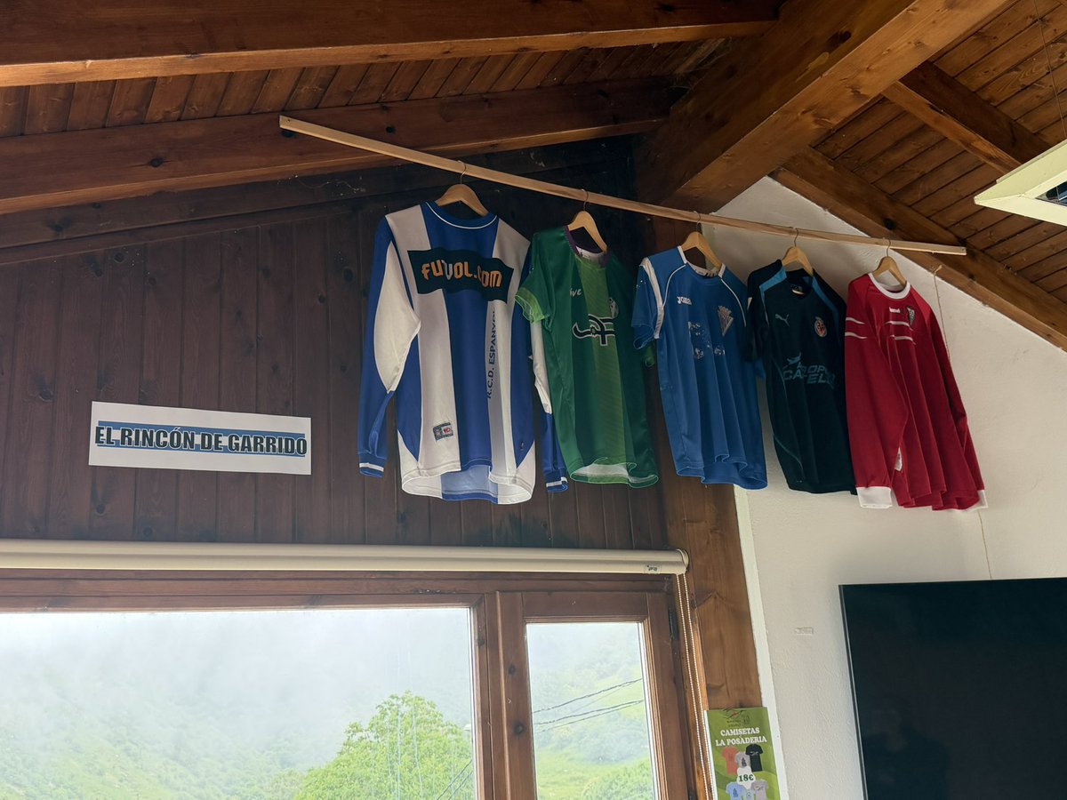 cd_naval's tweet photo. Hoy hemos acudido a la fiesta de San Fernando de Somballe en donde hemos asistido a la exposición del Club Deportivo Naval que ha organizado Fernando Ruiz. Estamos muy agradecidos por la acogida y la iniciativa 💙 https://t.co/fAIlOl6Dds