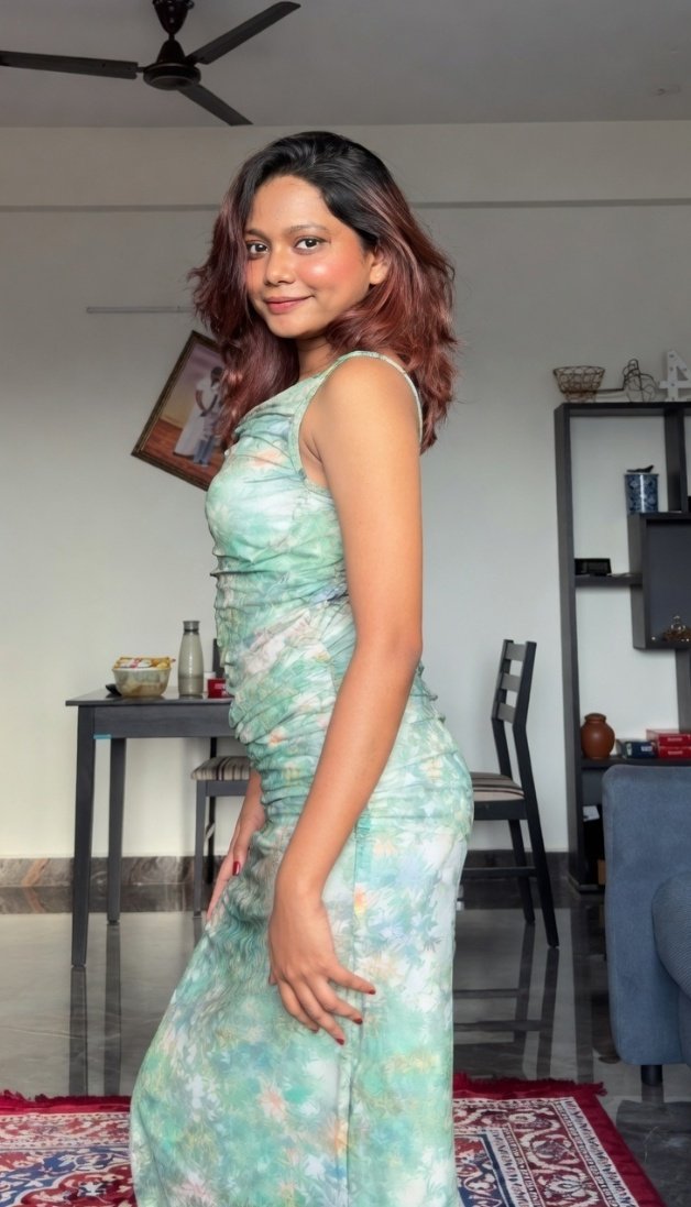 Leviathn01's tweet photo. amritha 🥵 better than amala 🥰🫣 https://t.co/Foy4vUcT5I