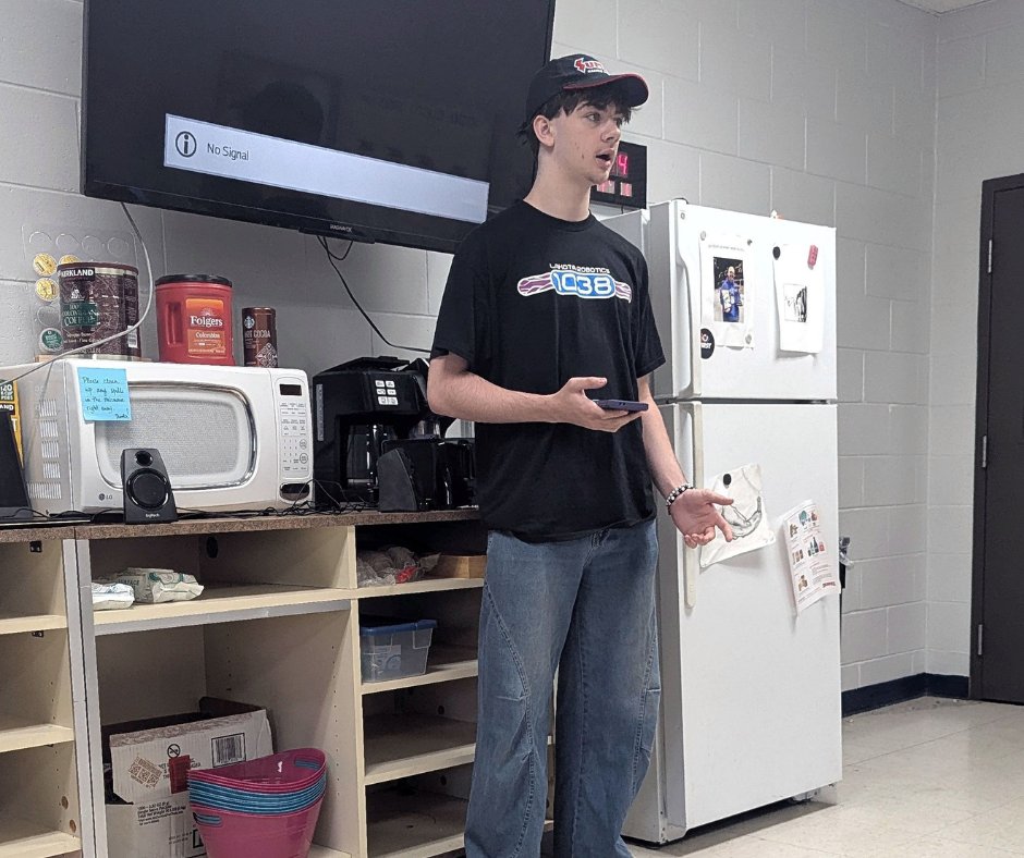 LakotaRobotics's tweet photo. Today, our Tier 2 Leadership candidates delivered amazing speeches for roles. Tomorrow at our Team 1038 Banquet, we'll announce our new Team Captain and Tier 2 Leadership team! 🎉

Good luck to all of our candidates!

#omgrobots #lakotarobotics #FRC1038 #FIRSTRobotics #STEM https://t.co/pdcLFbTyFZ