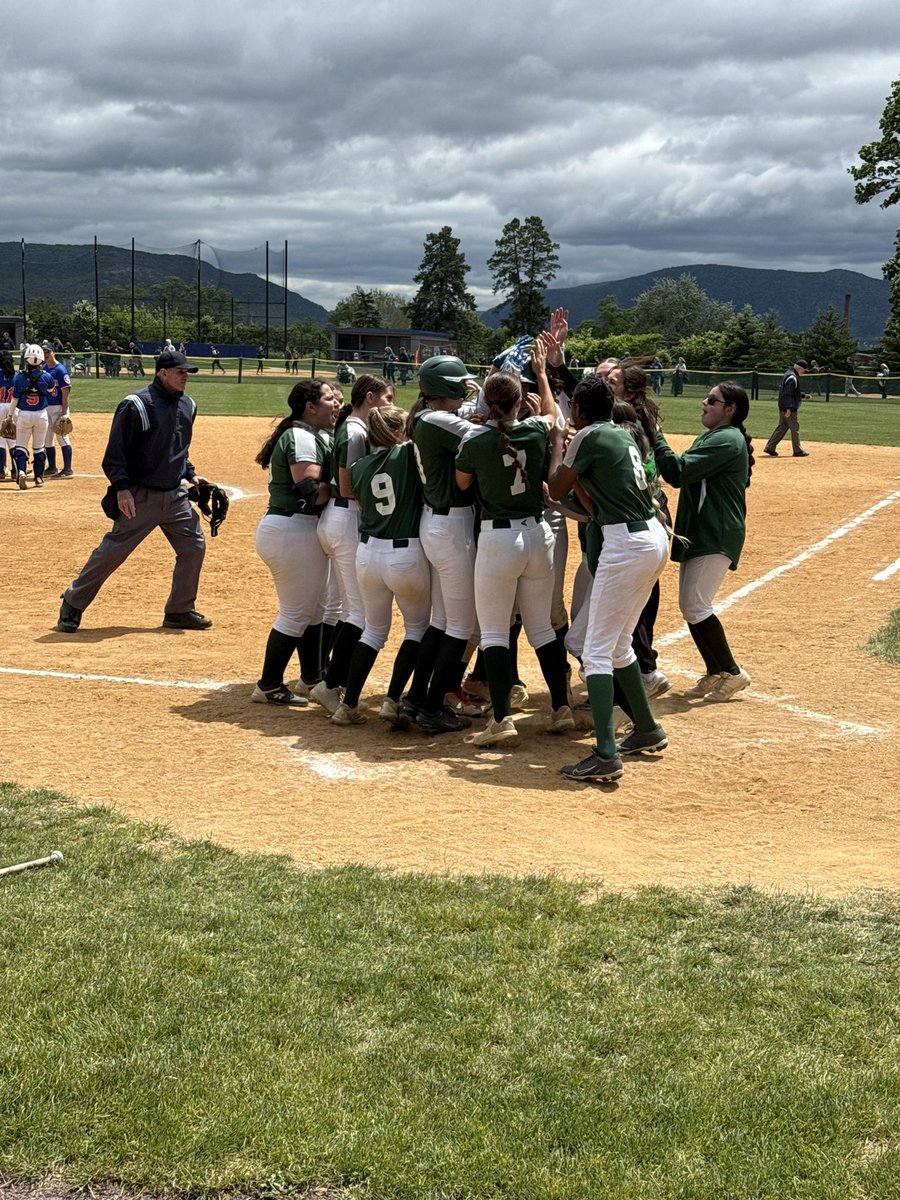 SpackSports's tweet photo. Spartans open things up in the bottom of the 5th to go ahead 6-0. Back to back home runs by Alessandro and Burgess. https://t.co/mQqxo1goqi
