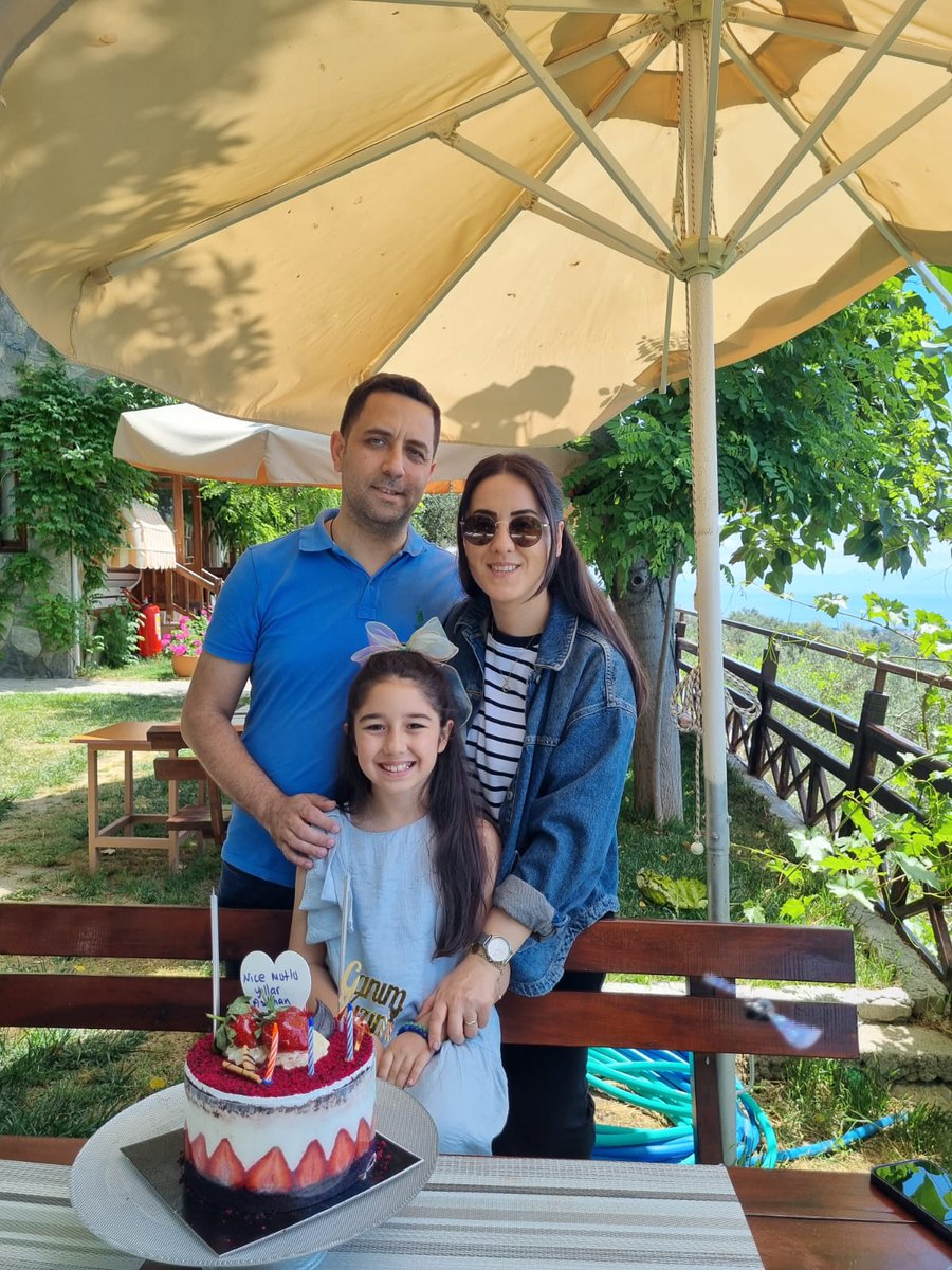 YIlaldi's tweet photo. Mutlu yıllara güzelimm 🧿❣️ 29.05 https://t.co/ylPZX2tUKZ