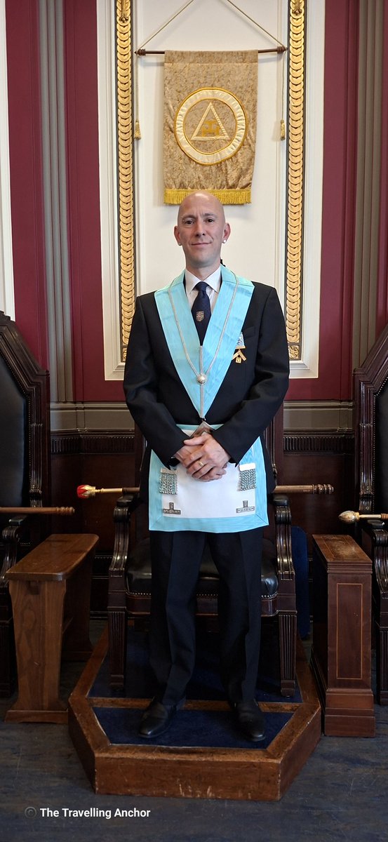 MarcusSummers81's tweet photo. Just back from a brilliant day @UGLE_GrandLodge for Light Blues Communication at Lodge Sine Nomine No 10000 with my wing man @PaulPritRowe https://t.co/ggGy3xJpy5