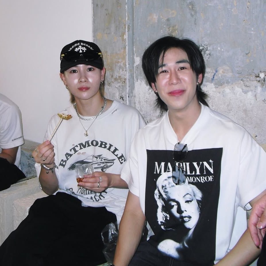 jiwmeow's tweet photo. หมูจิ๋วมาก ㅜㅜ ยอดชายนายหลุยส์ กับน้องกุ๊กหัวใจข้าวเหนียวมะม่วง 🤌🏻 น่ารักยั่งงี้เนย

#FLIO ✿ #CLOUDDREAMPROJECT https://t.co/58AjUPYfBf