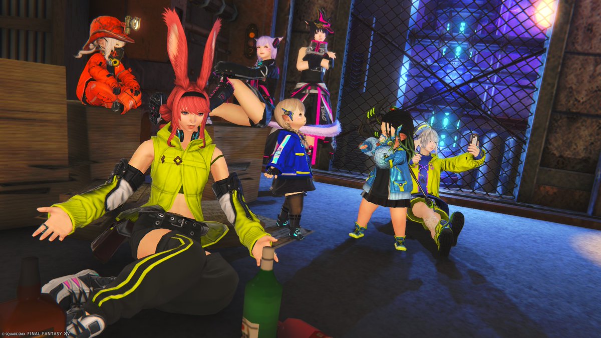 nikuhiro_FF14's tweet photo. 今回のテーマは
【ネオン】【サイバー】【カラフル】 https://t.co/8MxTksjpWE