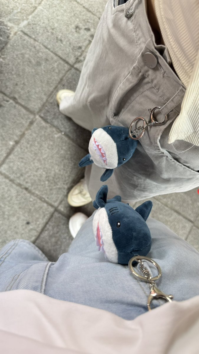 realmuuhere's tweet photo. May u be happy in May✨ https://t.co/IuN9bIeXff