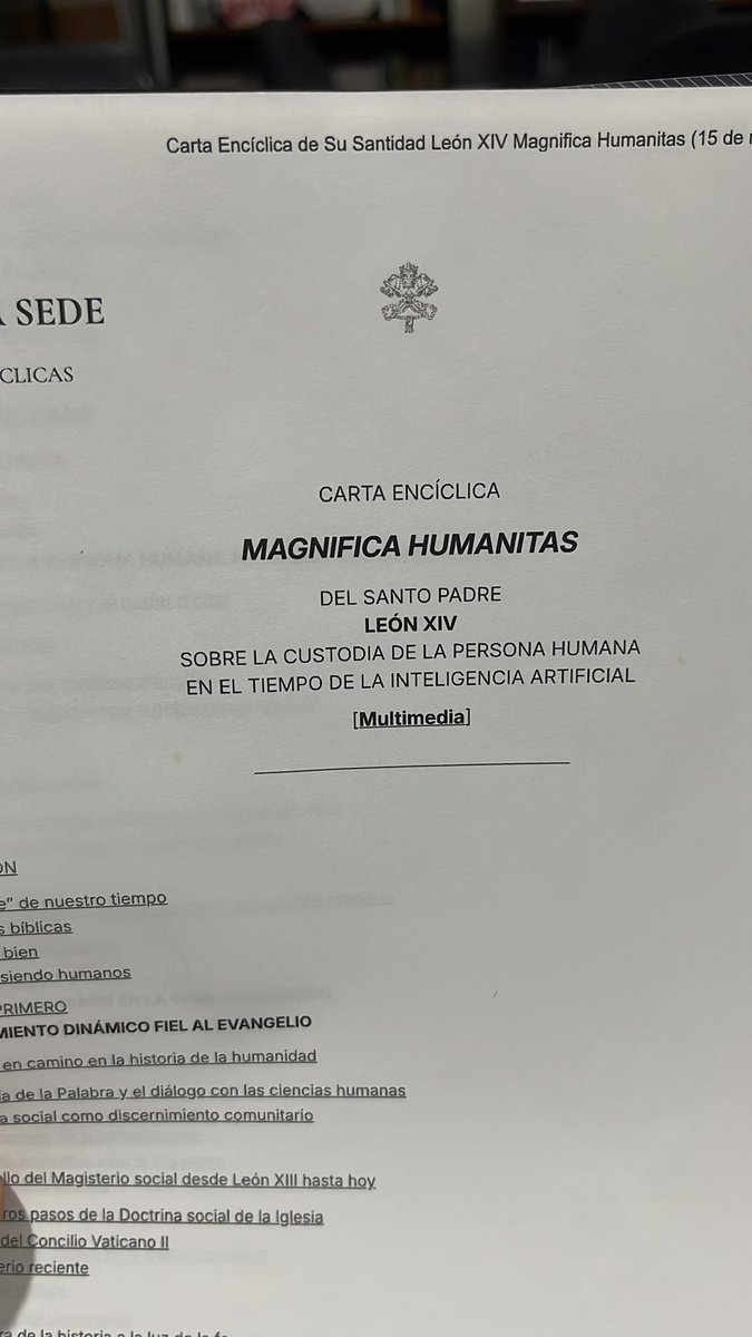 lovadograjales's tweet photo. En el Doctorado en Ciencias Jurídicas de la @UAQmx nos tocaba seguir abordando la obra de @Vermeullarmine. Y por afortunada casualidad salió esta semana #MagnificaHumanitas, un adecuado complemento para la sesión. https://t.co/Oa8ARA0uwu