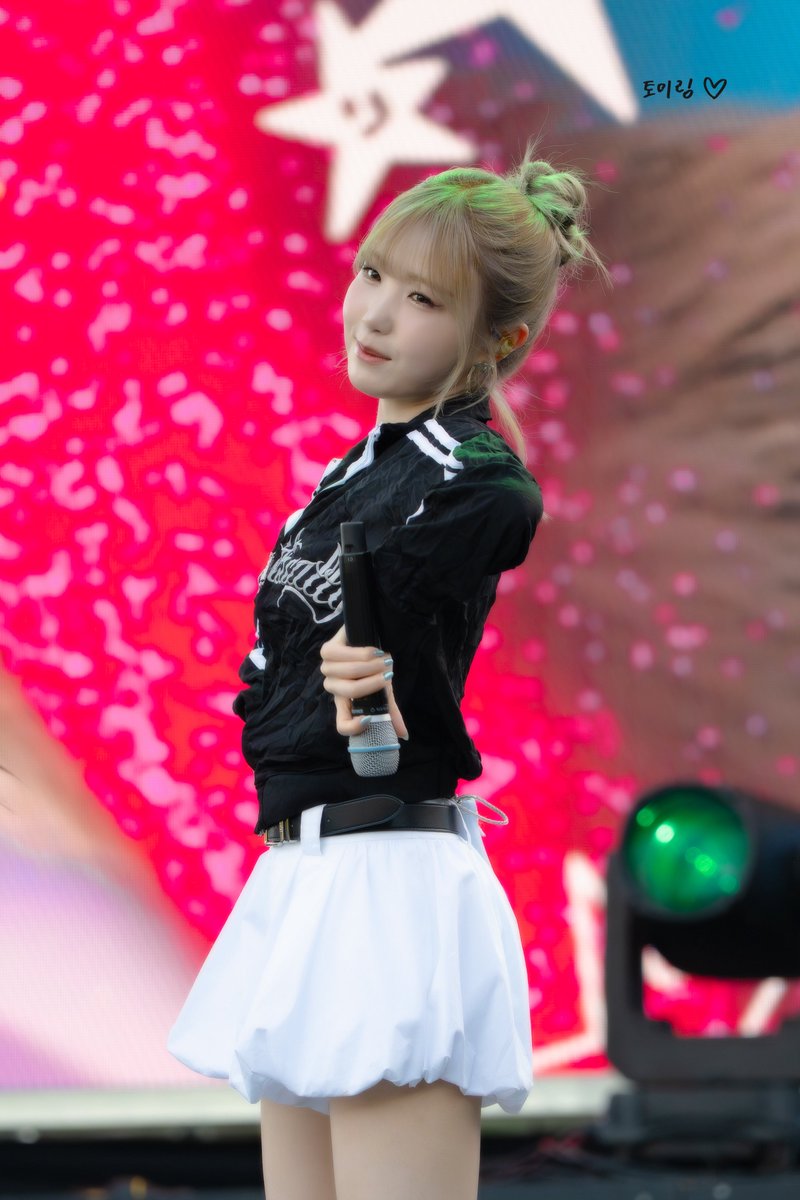 bbang_1006_'s tweet photo. 260530 토미 서원밸리 그린콘서트 II

#세이마이네임
#HITOMI #히토미 #本田仁美 https://t.co/UABtPEhW0g