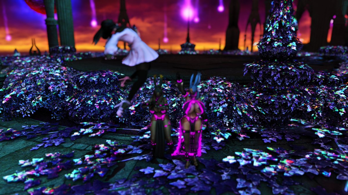 SashziWeaver's tweet photo. After arriving in the void and seeing his mentors true faces, Elene'shpya succumbs into having his gender changed and turned into a void slut like them. https://t.co/ixpjgQ4IZS